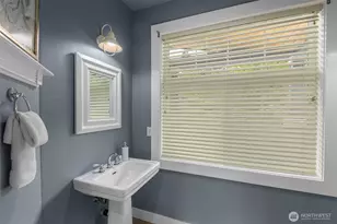 15110 SE 53rd Pl, Bellevue, WA 98006 - Photo 17