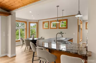 15110 SE 53rd Pl, Bellevue, WA 98006 - Photo 9