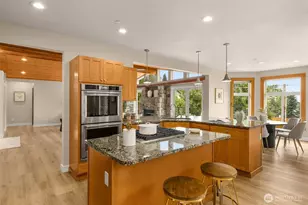 15110 SE 53rd Pl, Bellevue, WA 98006 - Photo 13