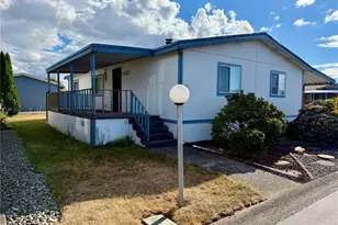 3611 I St NE, Auburn, WA 98002 - Photo 1