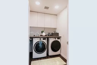 2014 Fairview Avenue #4001, Seattle, WA 98109 - Photo 15