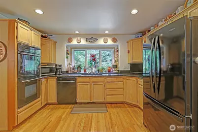 1951 Journey's End Lane, Camano Island, WA 98282 - Photo 19