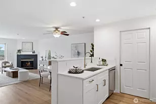 15315 Sunwood Blvd, Tukwila, WA 98188 - Photo 11