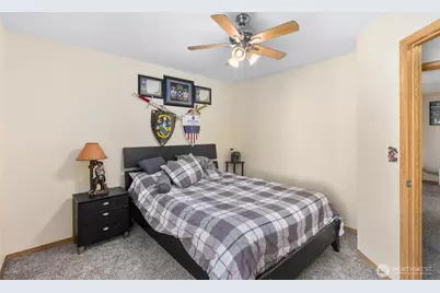 6260 Alexis Drive NE, Bremerton, WA 98311 - Photo 15