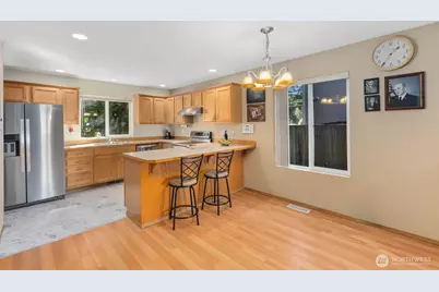 6260 Alexis Drive NE, Bremerton, WA 98311 - Photo 7