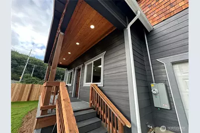 2015 Harding Road, Aberdeen, WA 98520 - Photo 3