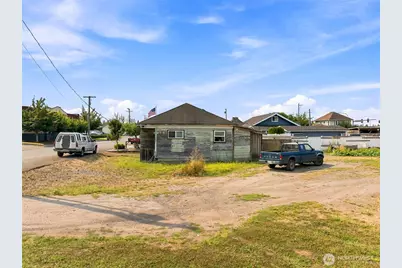 1642 3rd Street, Enumclaw, WA 98022 - Photo 7