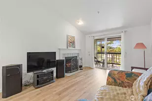 23339 Cedar Way, Mountlake Terrace, WA 98043 - Photo 5