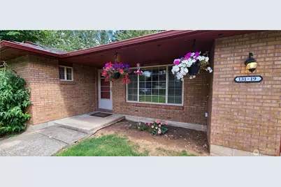 131 19 Brim Road, Onalaska, WA 98570 - Photo 1