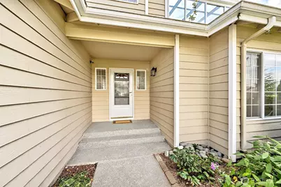 637 Washington Place SW, Mukilteo, WA 98275 - Photo 3