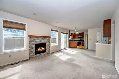 637 Washington Place SW, Mukilteo, WA 98275 - Photo 13