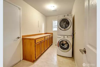 637 Washington Place SW, Mukilteo, WA 98275 - Photo 15