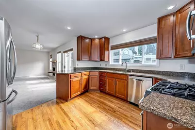 637 Washington Place SW, Mukilteo, WA 98275 - Photo 9
