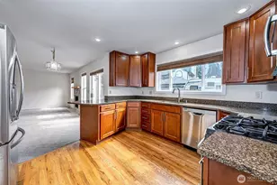 637 Washington Pl SW, Mukilteo, WA 98275 - Photo 9