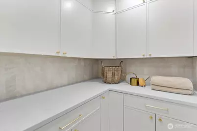 4011 SW Maryland Place, Seattle, WA 98116 - Photo 21