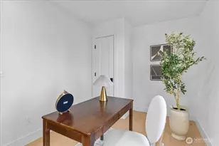 4011 SW Maryland Pl, Seattle, WA 98116 - Photo 17