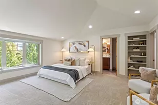 4423 Phinney Ave N, Seattle, WA 98103 - Photo 13