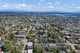 4423 Phinney Ave N, Seattle, WA 98103 - Photo 31