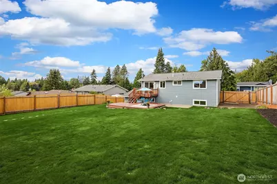 10125 NE 202nd St, Bothell, WA 98011 - Photo 29
