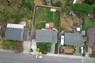10125 NE 202nd St, Bothell, WA 98011 - Photo 35