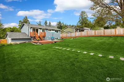 10125 NE 202nd St, Bothell, WA 98011 - Photo 27