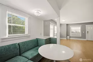 10532 Evanston Ave N, Seattle, WA 98133 - Photo 15