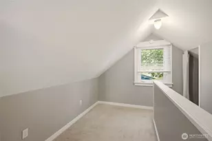 10532 Evanston Ave N, Seattle, WA 98133 - Photo 23