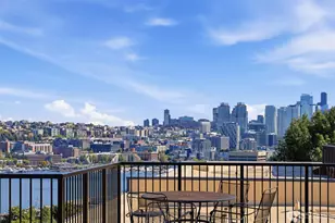 655 Crockett St, Seattle, WA 98109 - Photo 29