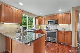 9805 76th St SW, Lakewood, WA 98498 - Photo 9
