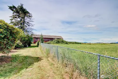 17483 Peterson Road, Burlington, WA 98233 - Photo 11