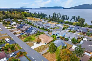3812 W 3rd St, Anacortes, WA 98221 - Photo 29