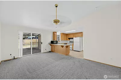 7603 46th Avenue E, Tacoma, WA 98443 - Photo 15