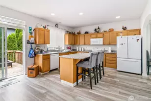 16812 118th Ave Ct E, Puyallup, WA 98374 - Photo 9