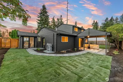 16301 Wallingford Avenue N, Shoreline, WA 98133 - Photo 3