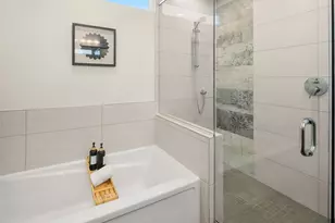 2409 NW 64th St, Seattle, WA 98107 - Photo 17