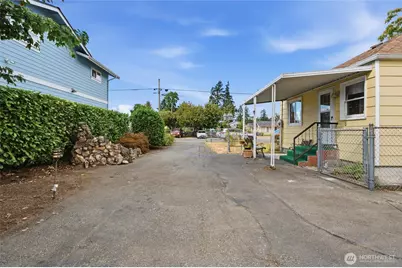 514 Violet Meadow Street S, Tacoma, WA 98444 - Photo 33