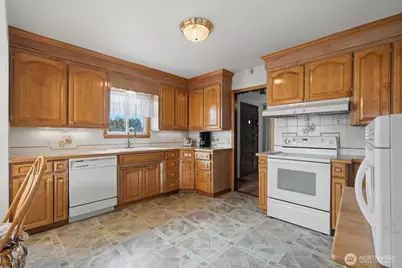 514 Violet Meadow Street S, Tacoma, WA 98444 - Photo 21