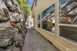 13630 NE 203rd St, Woodinville, WA 98072 - Photo 29