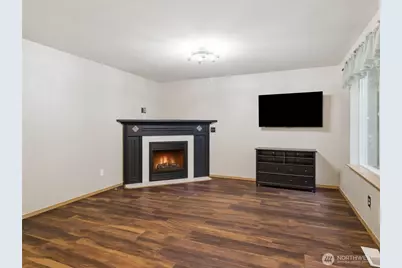 2977 NE Loyola St, Bremerton, WA 98311 - Photo 13