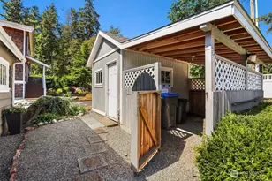 10671 NE West Kingston Rd, Kingston, WA 98346 - Photo 29