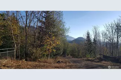 365 Xx Cumberland Ridge Road SE, Enumclaw, WA 98022 - Photo 7