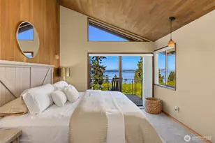 10793 NE Bill Point Dr, Bainbridge Island, WA 98110 - Photo 21