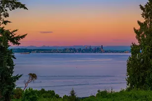 10793 NE Bill Point Dr, Bainbridge Island, WA 98110 - Photo 3