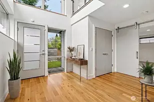 3319 W Elmore St, Seattle, WA 98199 - Photo 17