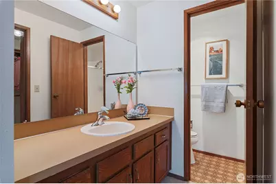 3350 Narrows View Lane NE #203, Bremerton, WA 98310 - Photo 19