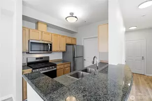 560 225th Ln NE, Sammamish, WA 98074 - Photo 13