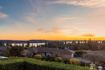 9400 Vineyard Crest, Bellevue, WA 98004 - Photo 33