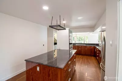 7255 E Mercer Way, Mercer Island, WA 98040 - Photo 13