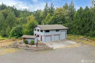 572 Dodger Ln, Port Angeles, WA 98363 - Photo 3