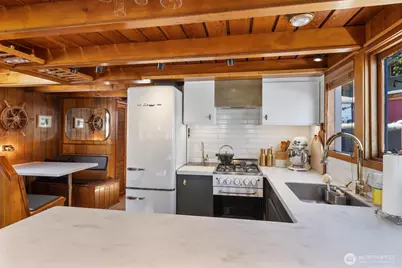 3308 Fuhrman Avenue E #1, Seattle, WA 98102 - Photo 9